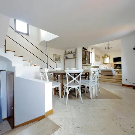 Treasurerome Spanish Steps Penthouse *