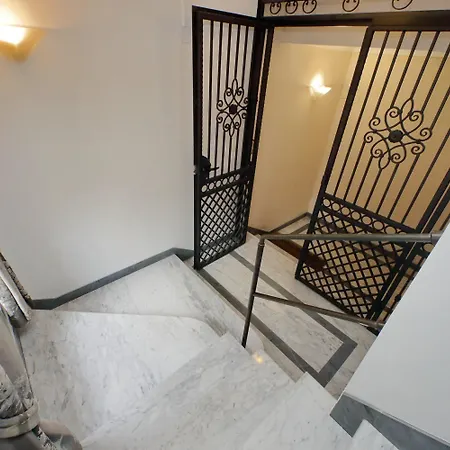 公寓 Treasurerome Spanish Steps Penthouse 罗马