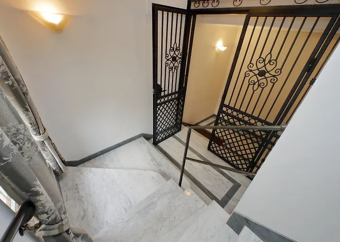 Lägenhet Treasurerome Spanish Steps Penthouse Rom